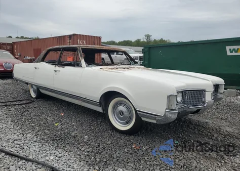 1968 Oldsmobile 98 z USA, uszkodzony, nr VIN 386698M255230